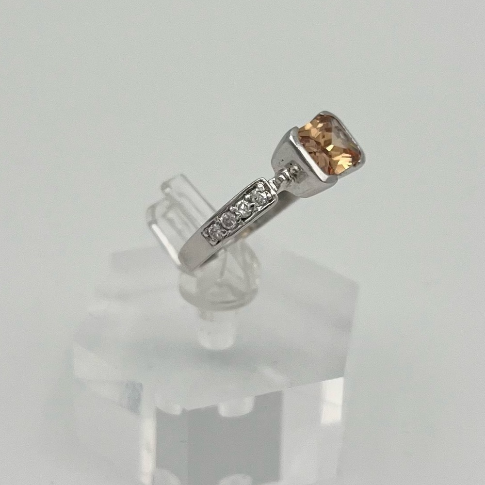 Elegant 925 Sterling Silver Ring Champagne Radiant Cut Stone Sparkling CZ Size 6 - Picture 4 of 4